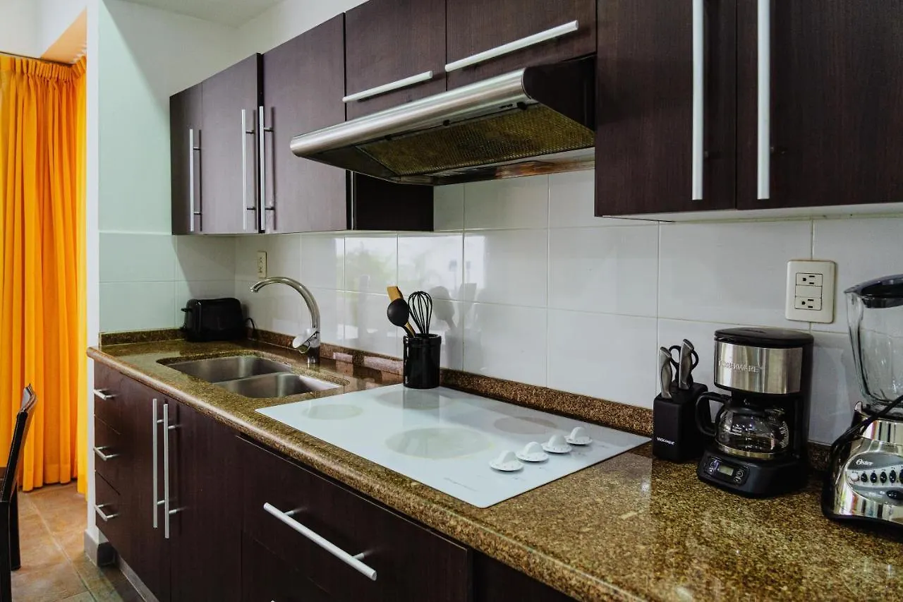 Almarea Vacation Condo Playa del Carmen