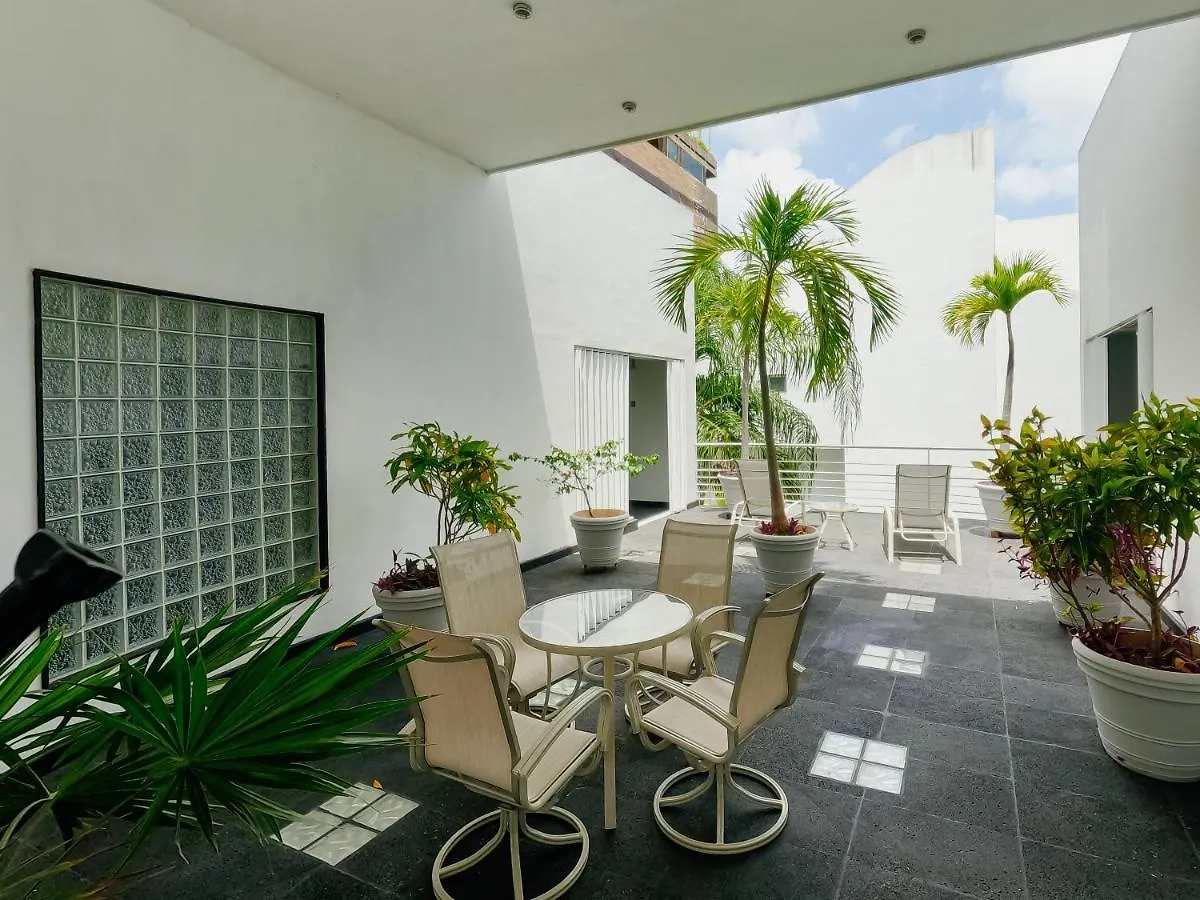 Hotel Almarea Vacation Condo Playa del Carmen