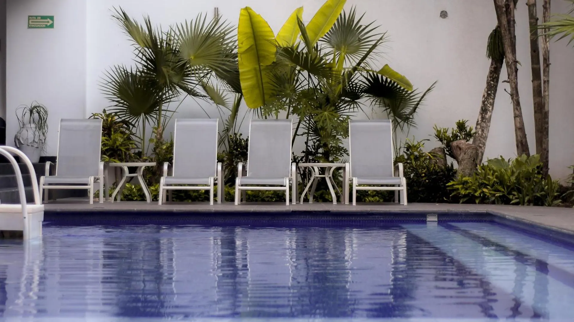 Almarea Vacation Condo Playa del Carmen