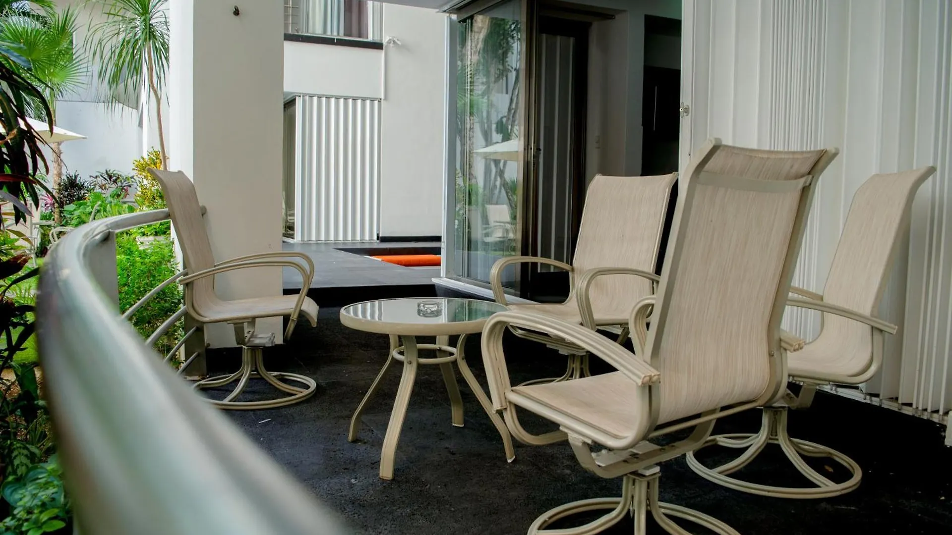 Almarea Vacation Condo Playa del Carmen Mexico